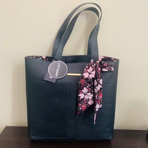 NWT!!! Steve Madden Bnellie Tote w/2 extra bags!